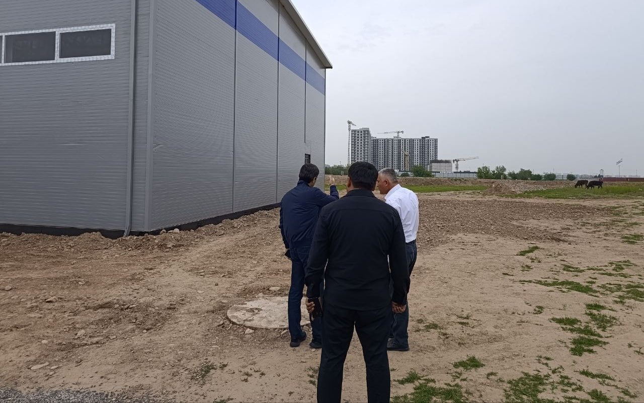 Bugun Namangan viloyatida “Issiqlik ta’minoti” AJ boshqaruv raisining birinchi o‘rinbosari Sherzod Sultonov aholi vakillari hamda korxona xodimlari bilan uchrashib, ularning murojaatlarini tingladi