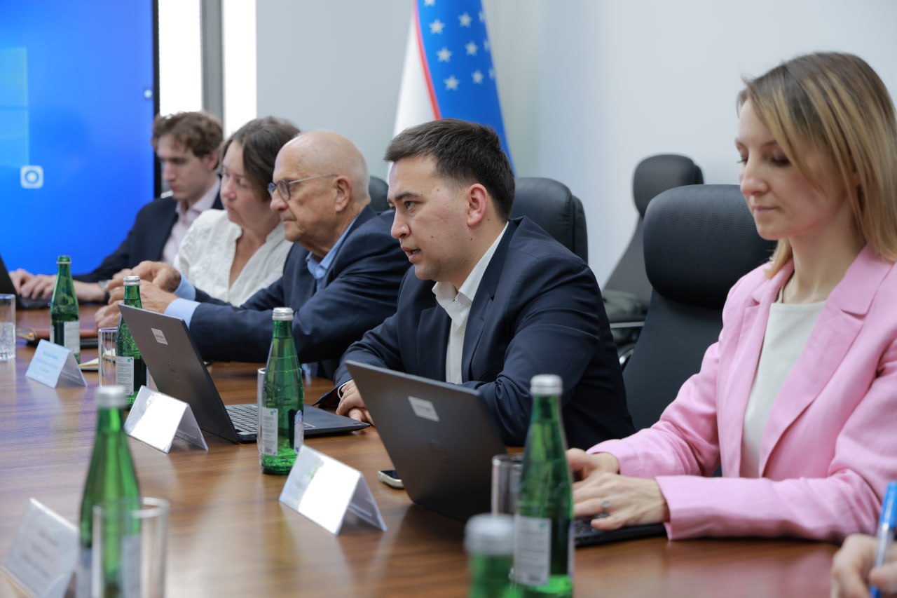 “Issiqlikta’minoti” AJ boshqaruv raisi Jahon banki missiyasi vakillari bilan uchrashdi