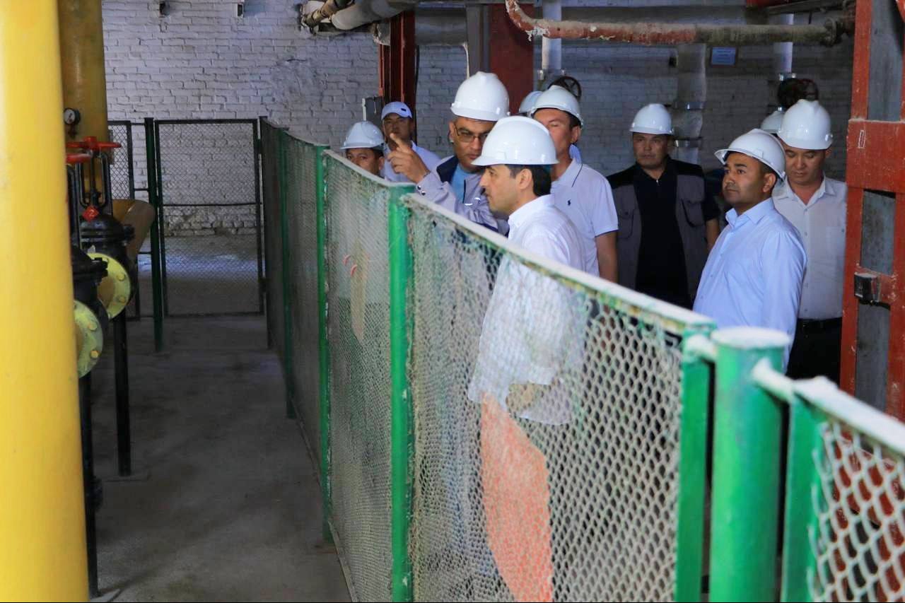 “Issiqlikta’minoti” AJ boshqaruv raisining birinchi o‘rinbosari Sherzod Sultonovning Navoiy viloyatiga tashrifi doirasidagi navbatdagi manzil Zarafshon shahri bo‘ldi