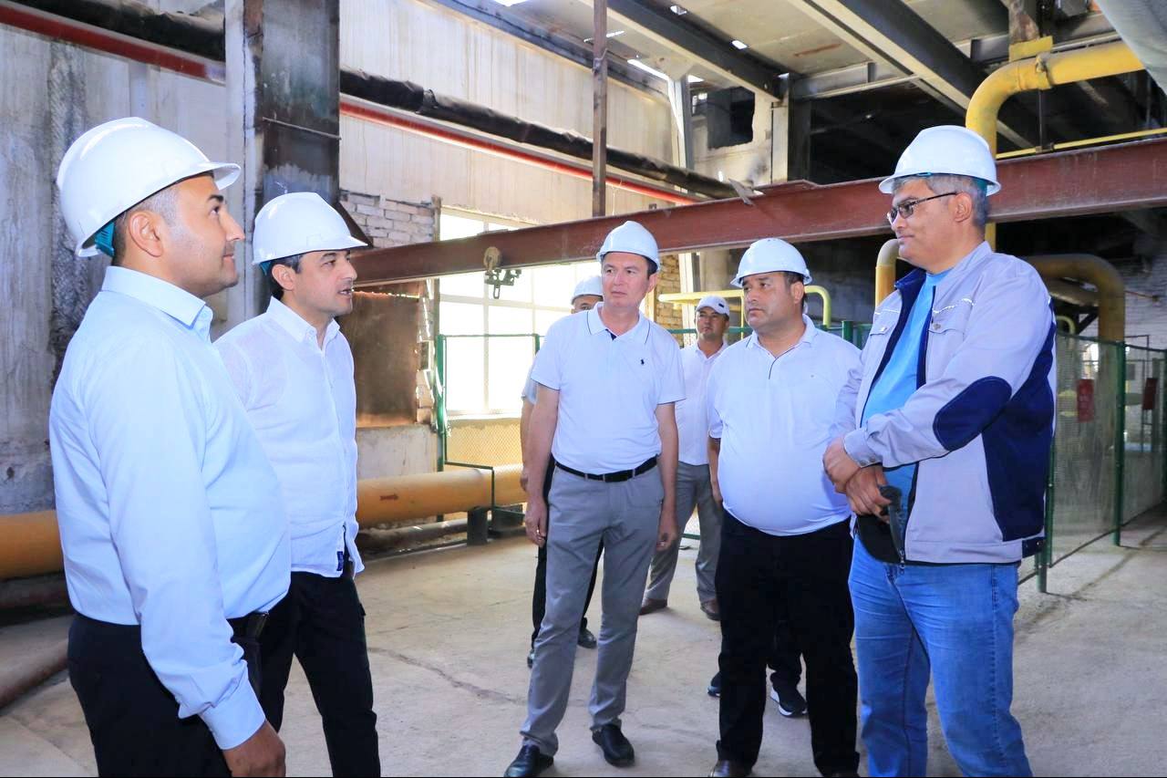 “Issiqlikta’minoti” AJ boshqaruv raisining birinchi o‘rinbosari Sherzod Sultonovning Navoiy viloyatiga tashrifi doirasidagi navbatdagi manzil Zarafshon shahri bo‘ldi