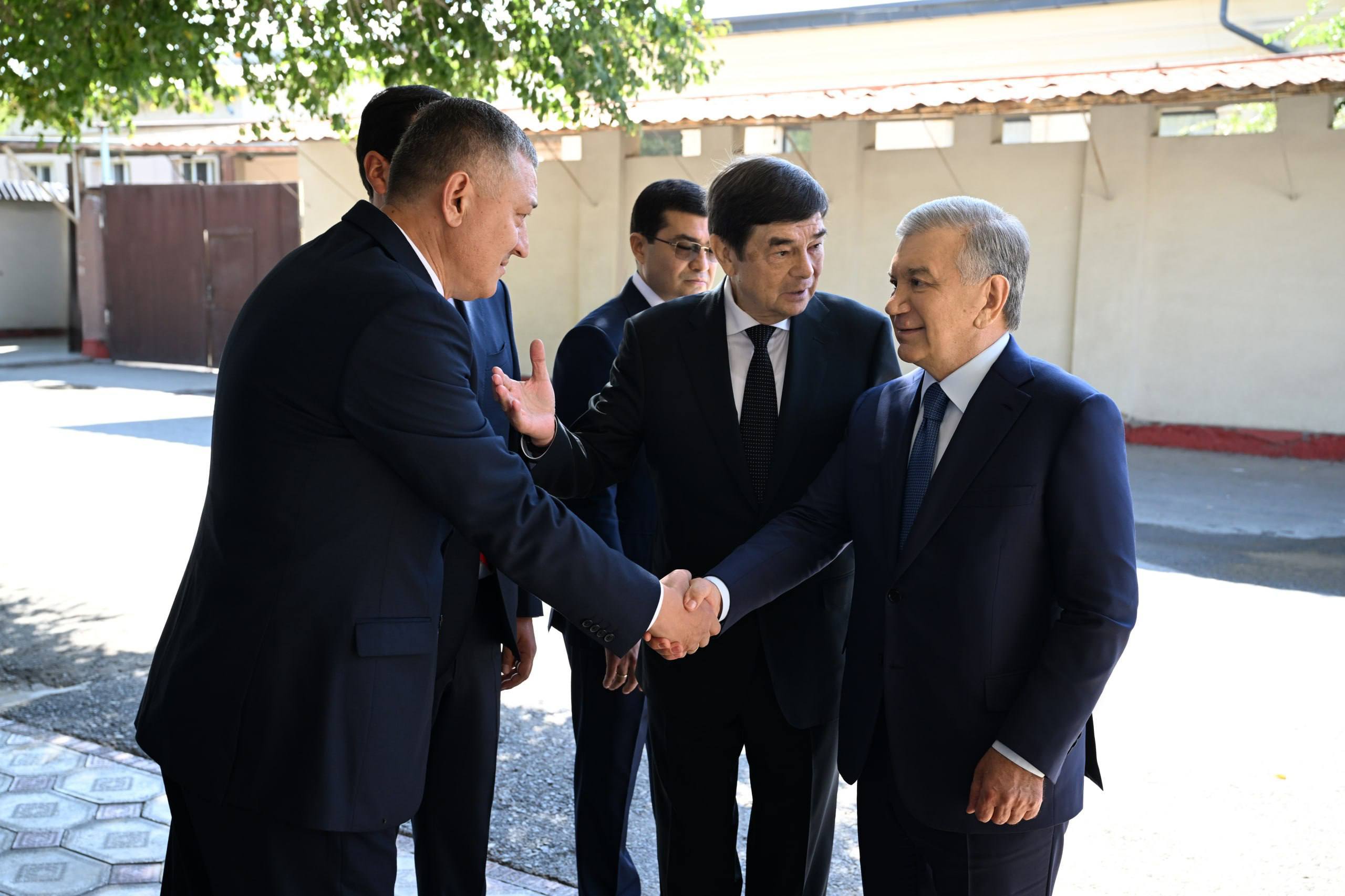 Davlatimiz rahbari Kallibek Kamalov xotirasini yod etdi
