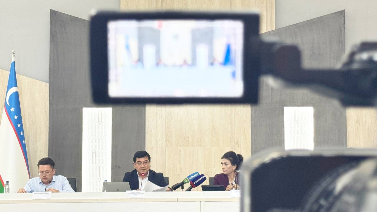 Ayni daqiqalarda AOKAda joriy yilgi quz-qish mavsumiga ko‘rilayotgan tayyorgarlik ishlari yuzasidan matbuot anjumani bo‘lib o‘tmoqda.