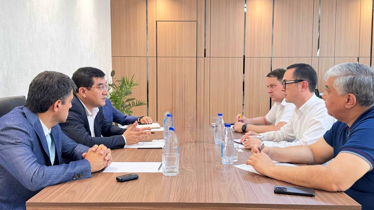 Bugun “Issiqliktaʼminoti” AJ rahbariyati Niderlandiyaning “Stone City Energy” kompaniyasi vakillari bilan uchrashuv o‘tkazdi.