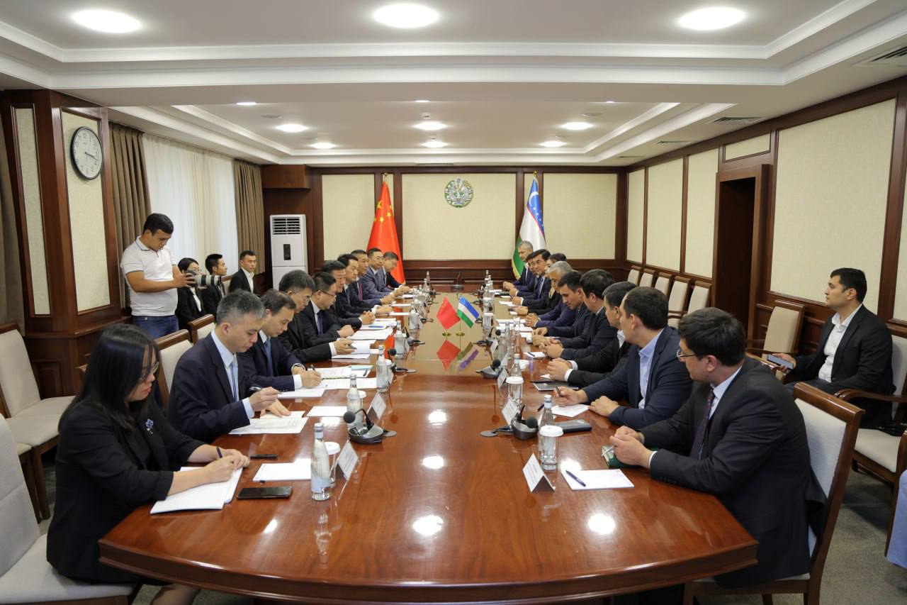 Qurilish sohasida strategik hamkorlik sari: vazirlar uchrashuvi